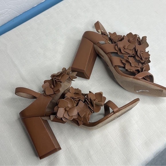 NWOB Tory Burch Women's Brown 65 mm Nappa Leather Blossom Heel Block Sandal 9.5 - Picture 16 of 16